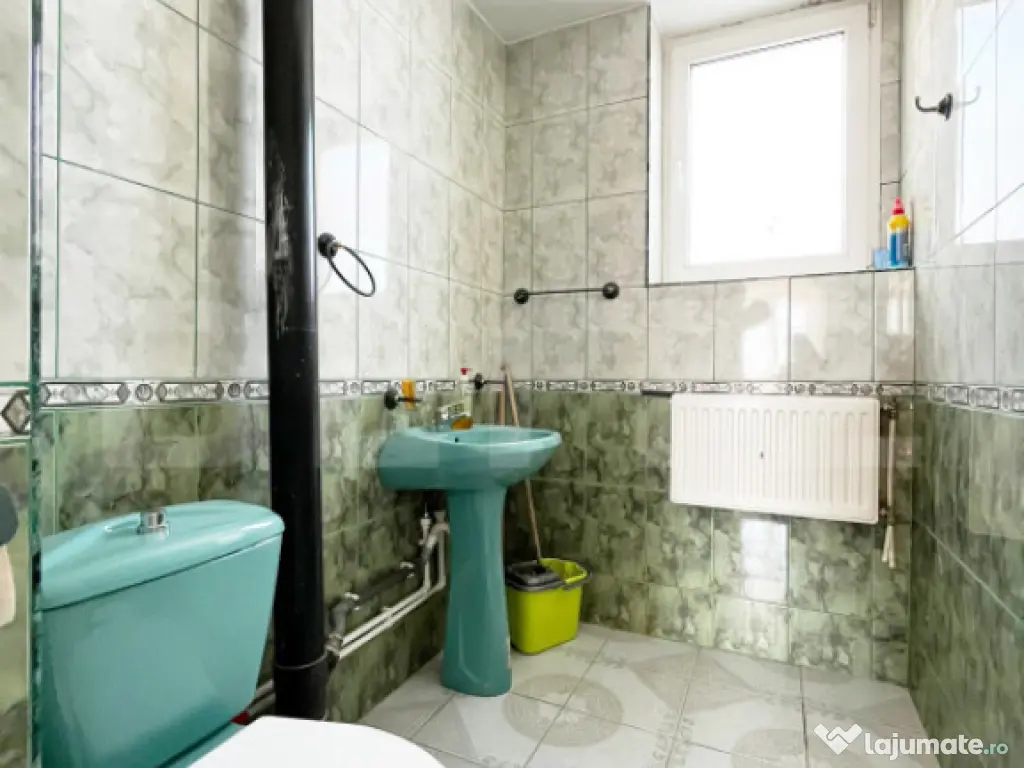 Apartament pe 3 etaje, 150 mp, terasa 40 mp, panorama, zona