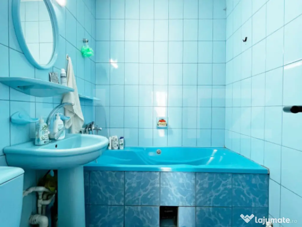 Apartament pe 3 etaje, 150 mp, terasa 40 mp, panorama, zona