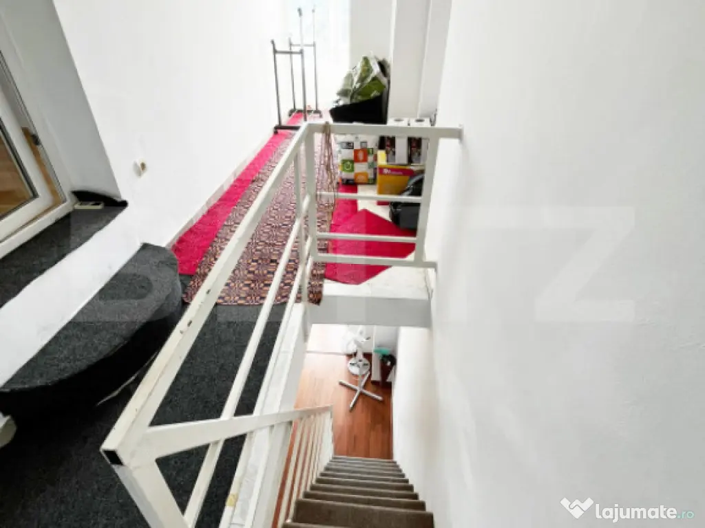 Apartament pe 3 etaje, 150 mp, terasa 40 mp, panorama, zona