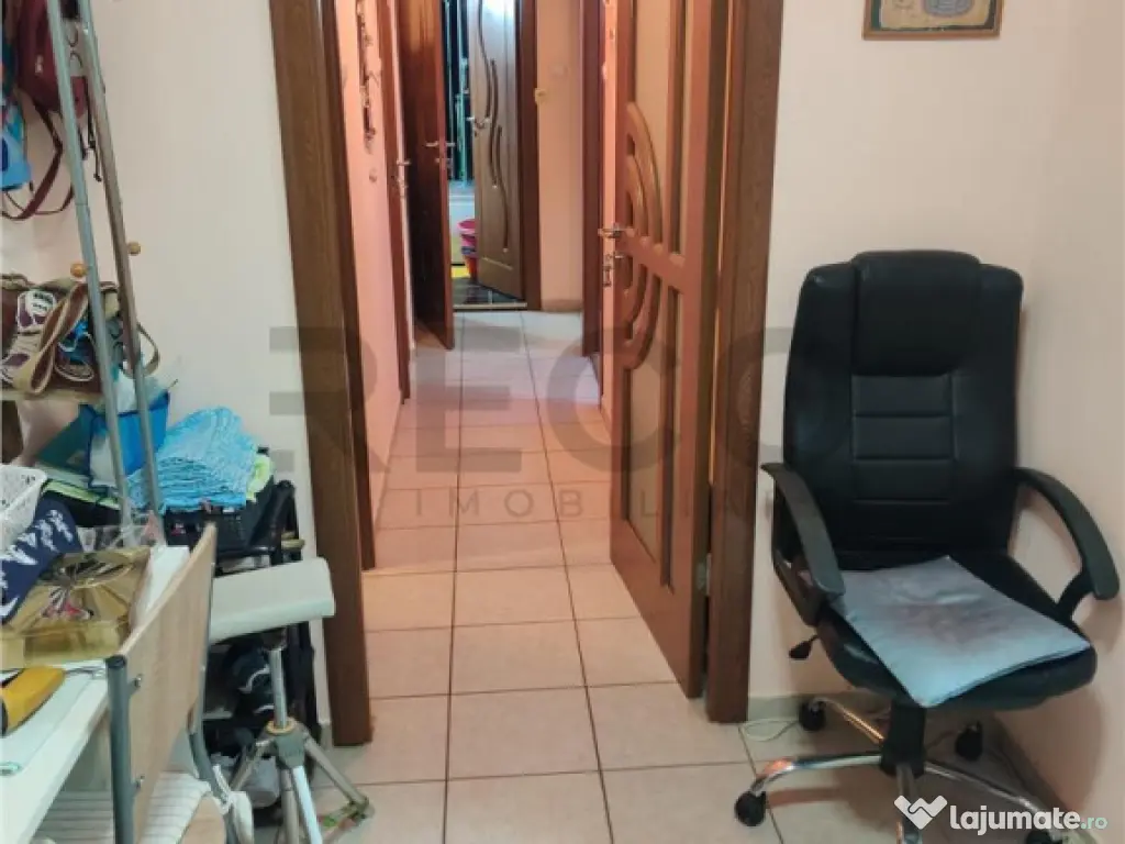 RECO . APARTAMENT 3 CAMERE , ROGERIUS 