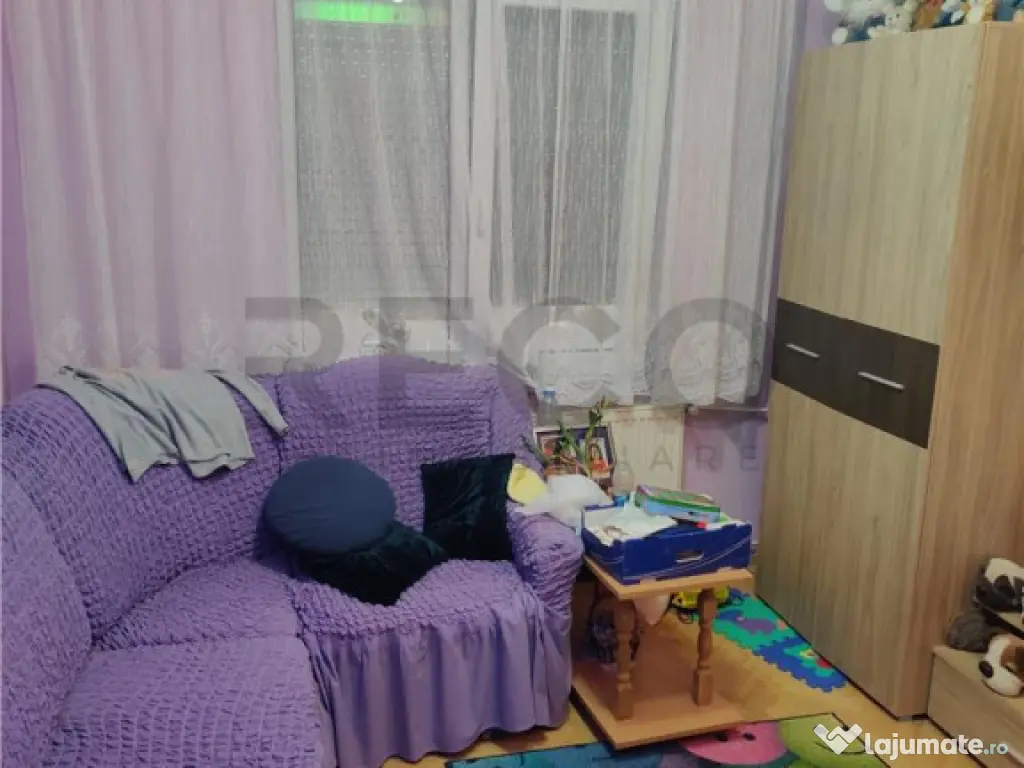 RECO . APARTAMENT 3 CAMERE , ROGERIUS 