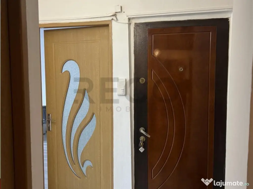 RECO APARTAMENT 3 camere Velenta 