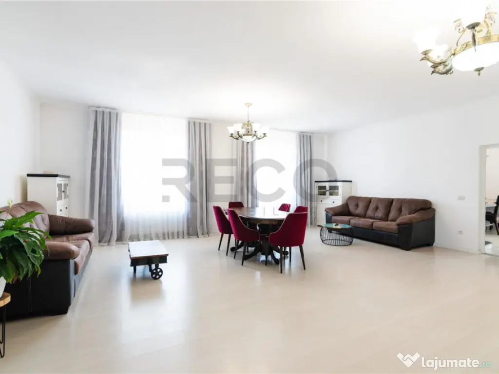 RECO Casa 3 dormitoare, piscina, strada privata, Sanmartin 