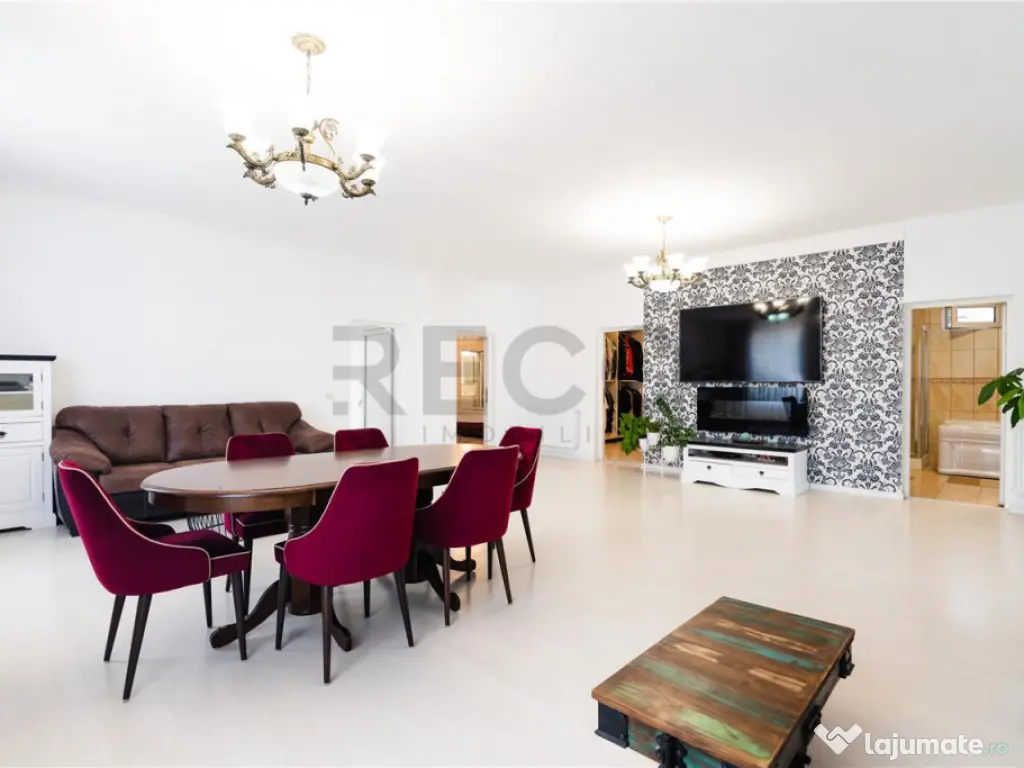 RECO Casa 3 dormitoare, piscina, strada privata, Sanmartin 