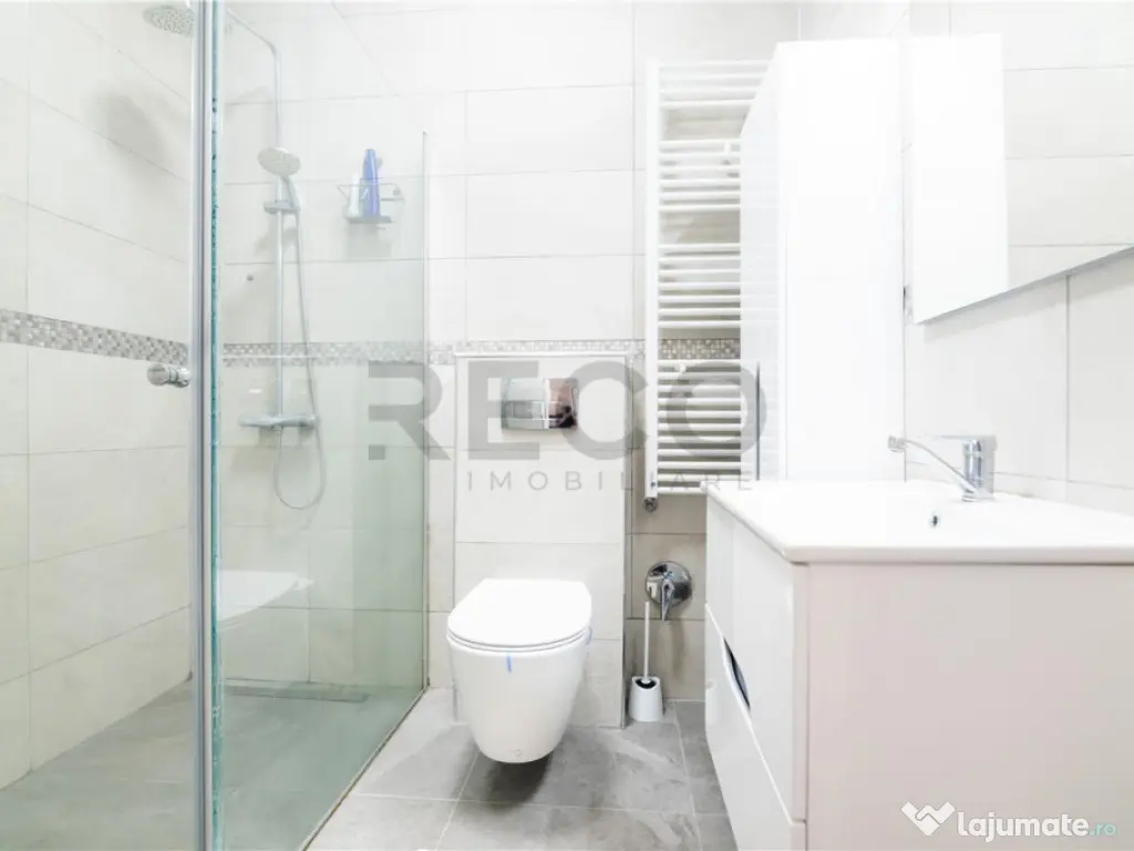 RECO Casa 3 dormitoare, piscina, strada privata, Sanmartin 