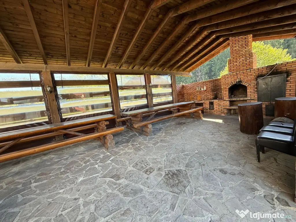 Pensiune cu 14 camere de vânzare Bucovina lângă pârti... 