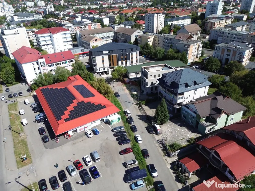 Spațiu / birouri în suprafață de 1200 / 1300 mp teren...