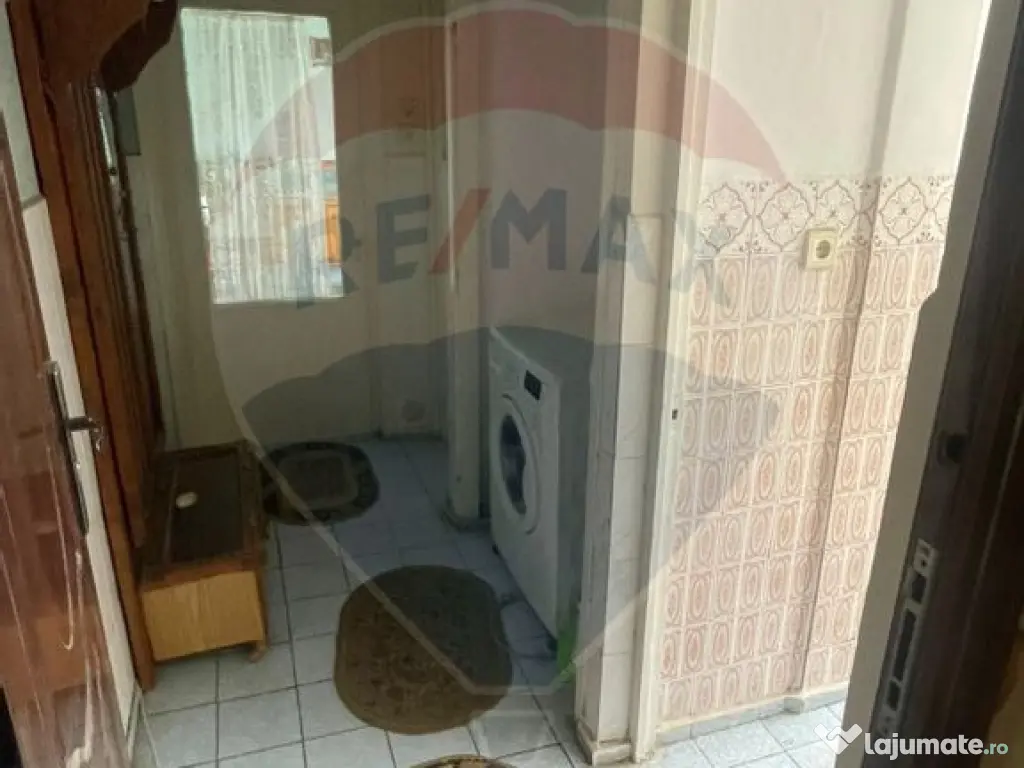 Apartament cu 2 camere de vânzare în zona Craiovita Noua 