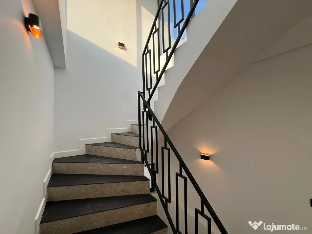 Vila 4 camere de închiriat TUNARI Școală Americana 3 min. 