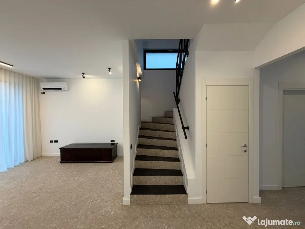 Vila 4 camere de închiriat TUNARI Școală Americana 3 min. 