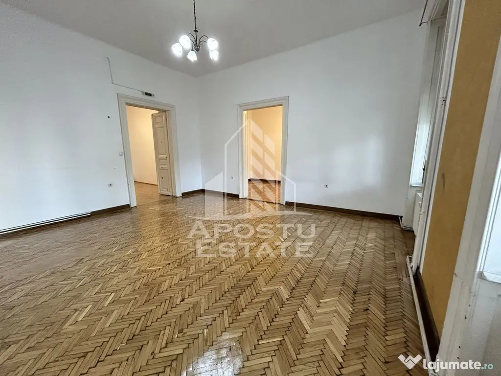 Spatiu 147 mp pentru birouri in spate la Catedrala 