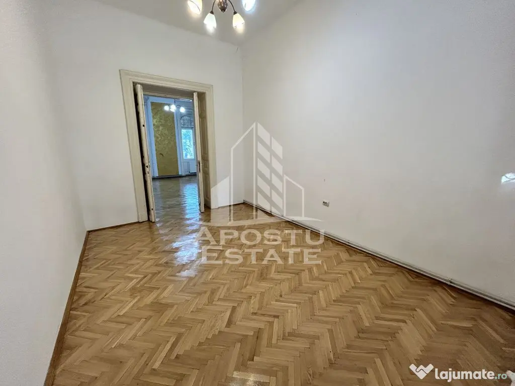 Spatiu 147 mp pentru birouri in spate la Catedrala 