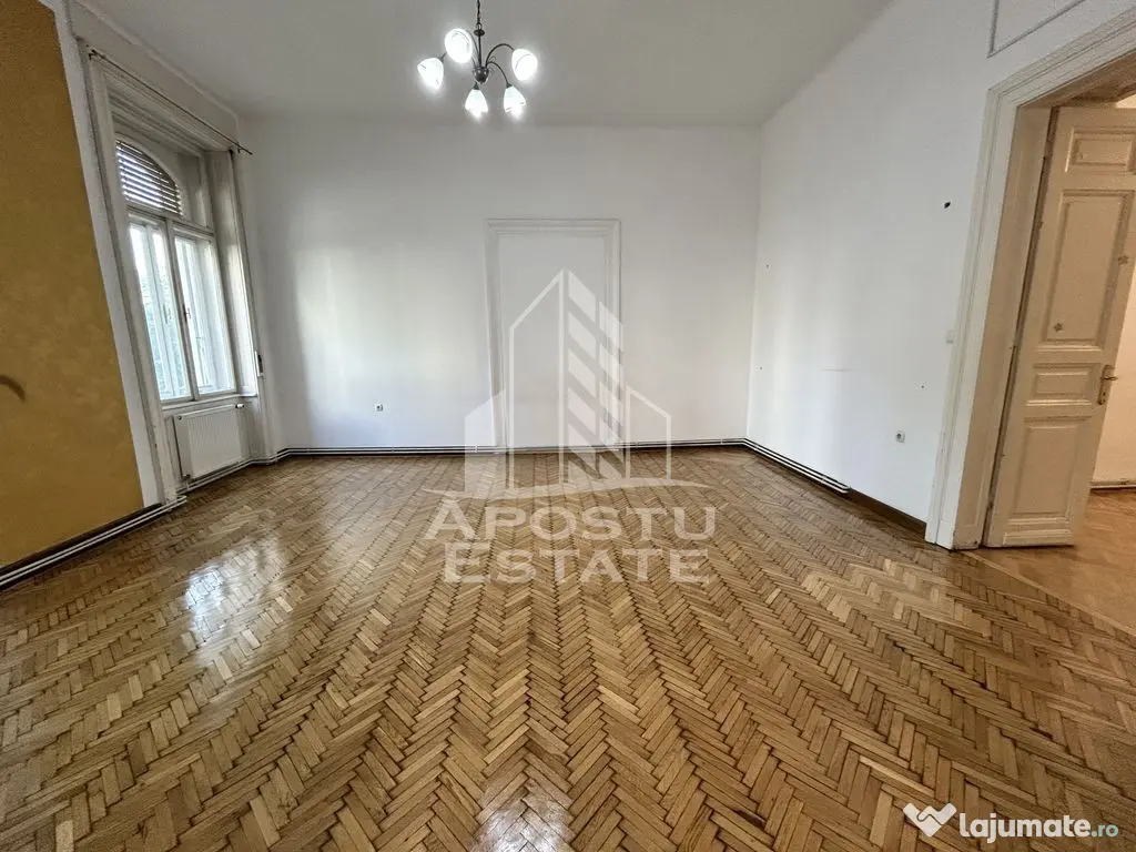 Spatiu 147 mp pentru birouri in spate la Catedrala 