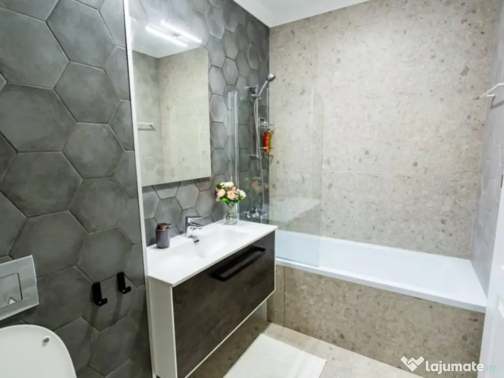 APARTAMENT 2 CAMERE DECOMANDAT, 64 MP, PARCARE INCLUSA, PRES