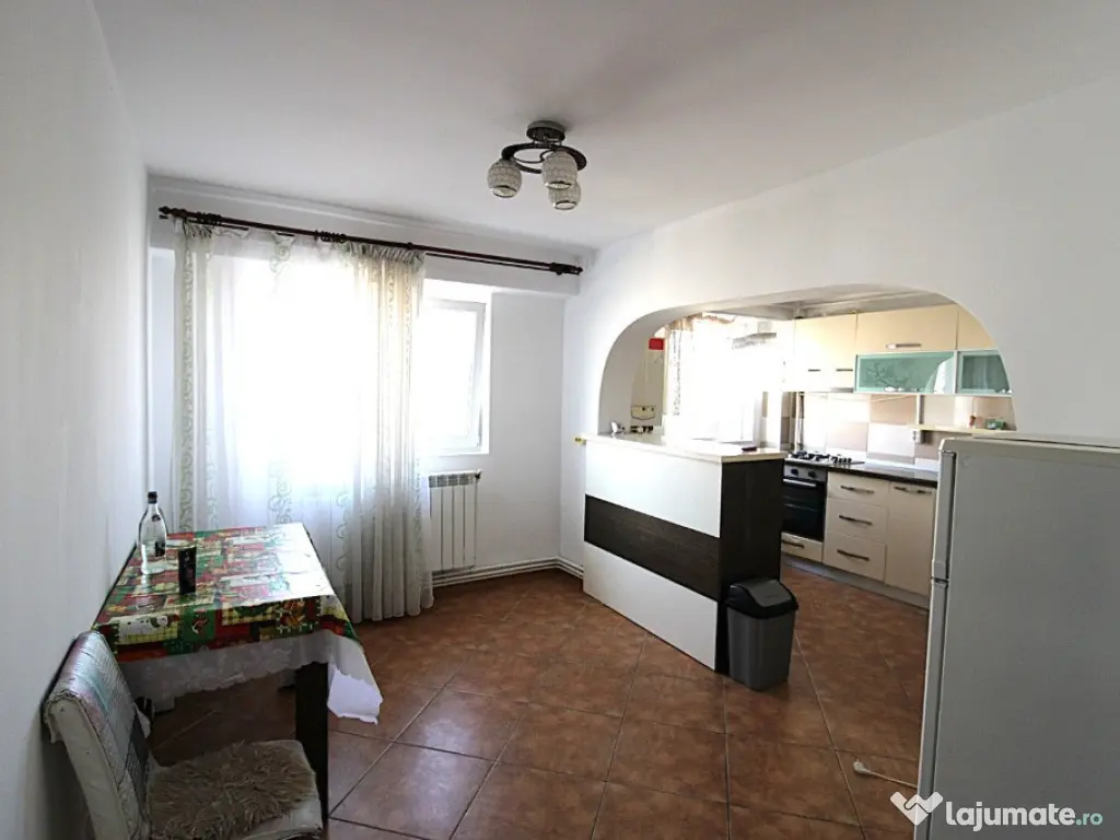 Apartament cu 3 camere in zona I. C. Frimu (pe Nae Leonard) 