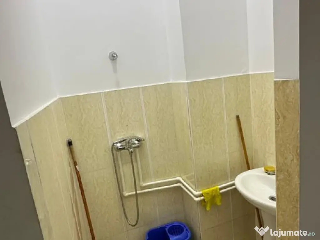 Spațiu comercial de 250mp în zona ICIL/CASA DE CULTURA ...