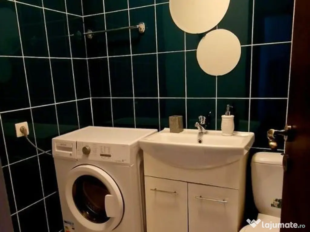 Vanzare - imobil cu posibilitati de investitie multiple -... 