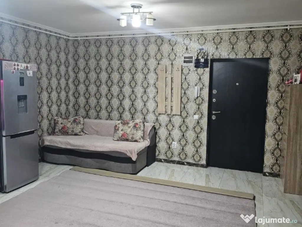 Apartament 2 camere semidecomandat zona Stejarului 