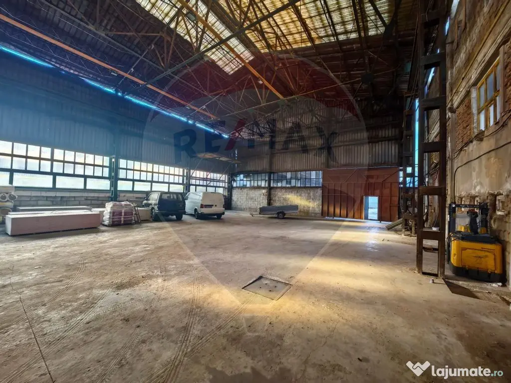 Hala industriala 550mp + 450 mp curte de închiriat 