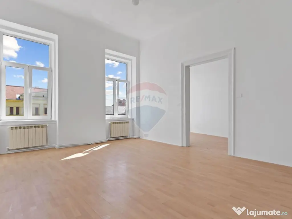 Apartament 3 camere, nemobilat, prima inchiriere-central 