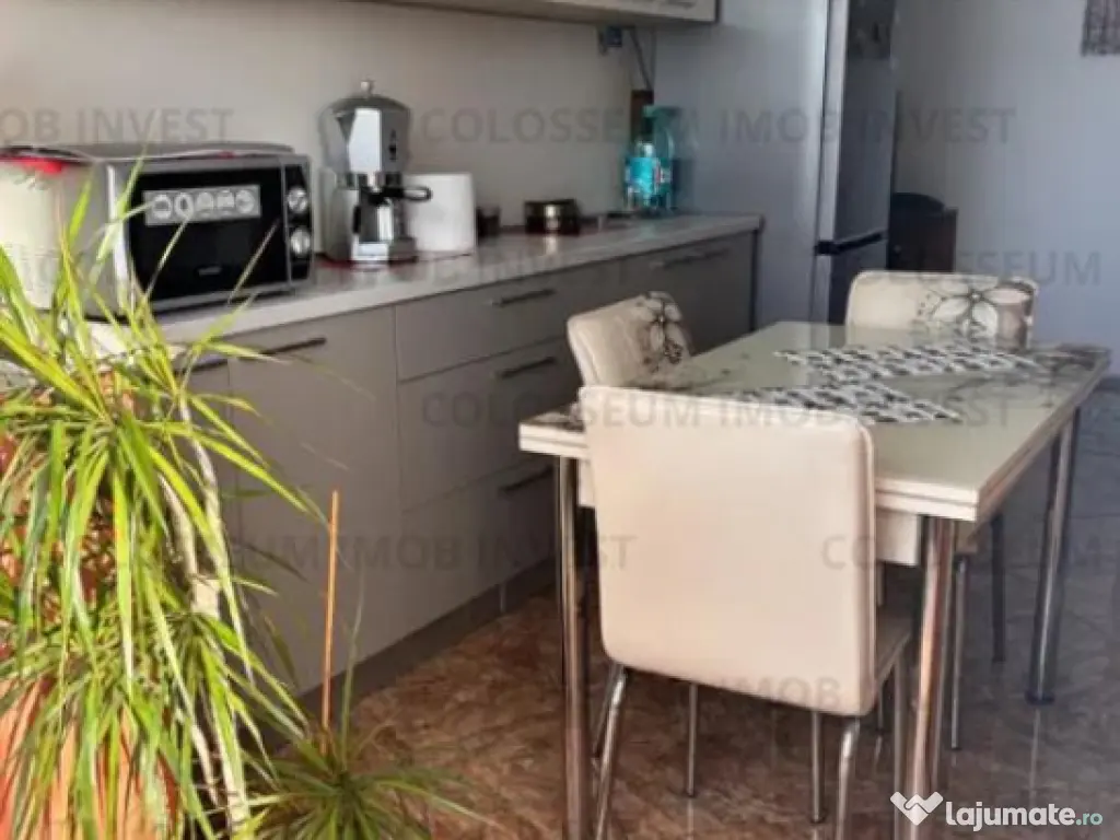 Apartament 2 camere, decomandat - zona Craiter