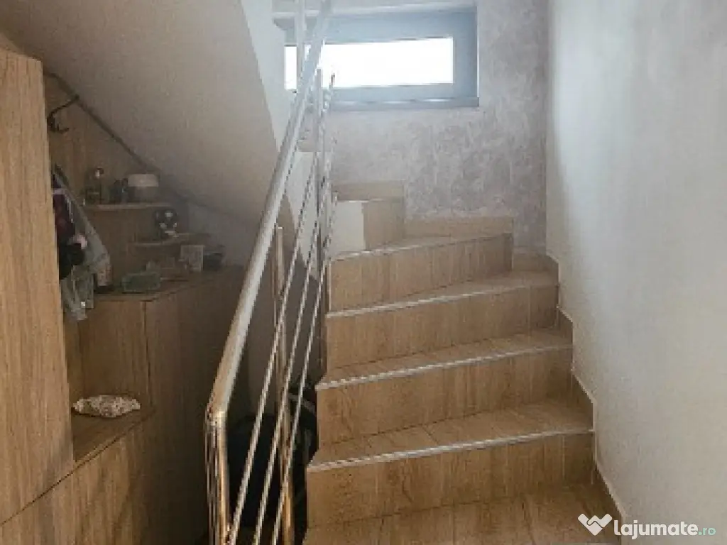 Vila de vânzare – Complet mobilată și utilată, teren 409 mp 