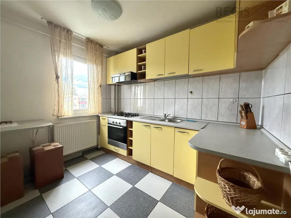 Apartament 2 Camere, Parcare, Astra Brasov 