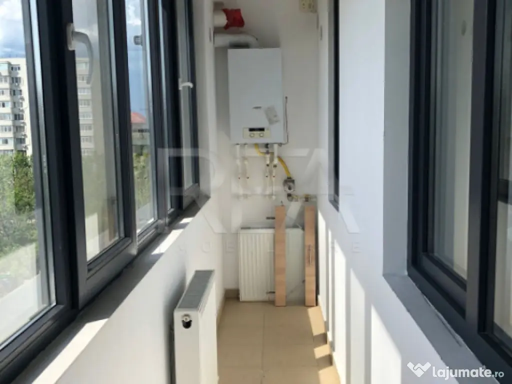 3 camere - bloc 2015 la 300m de Metrou 1 Decembrie 1918 