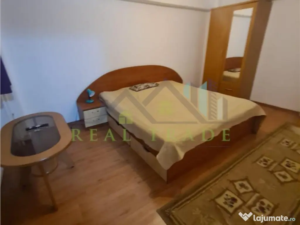 Garsoniera etajul 2 zona Racadau 