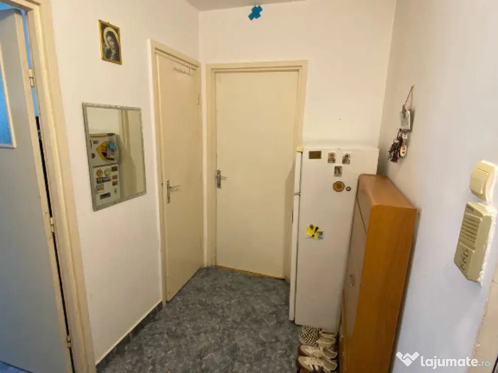 Apartament de 2 camere zona ASTRA 