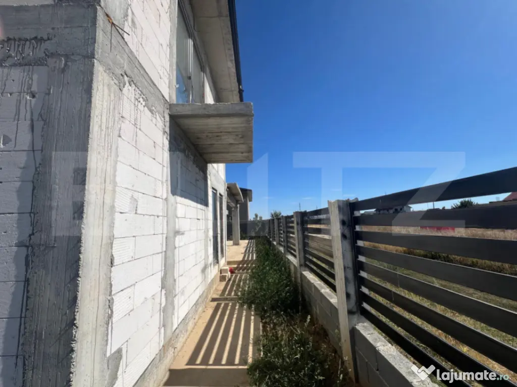 Casa la rosu, 233 mp, P+1, zona Valea Fetii
