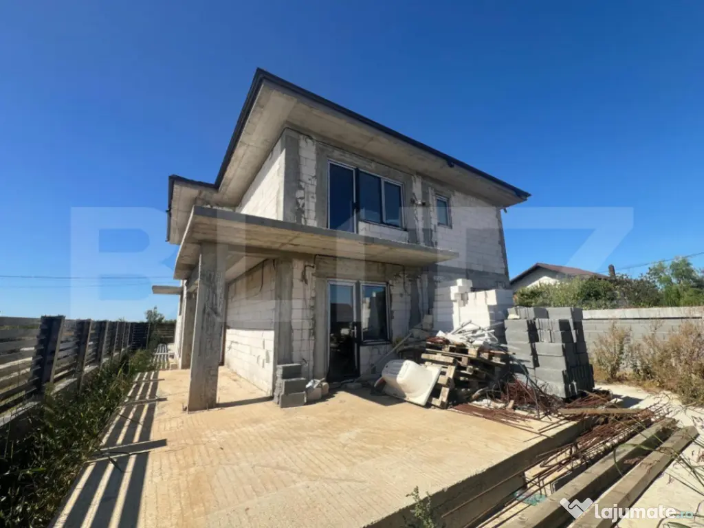 Casa la rosu, 233 mp, P+1, zona Valea Fetii