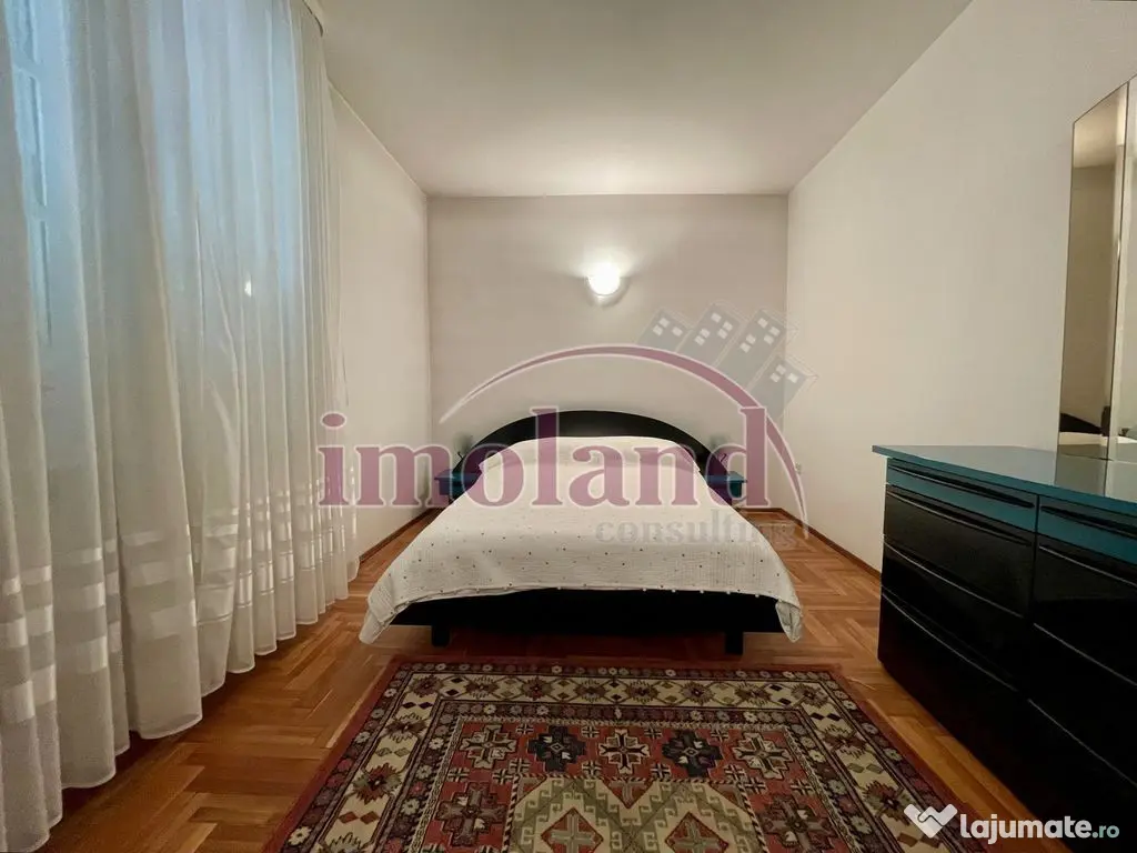 Vanzare VILA rezidenta / casa de vacanță 540 mp, teren ... 