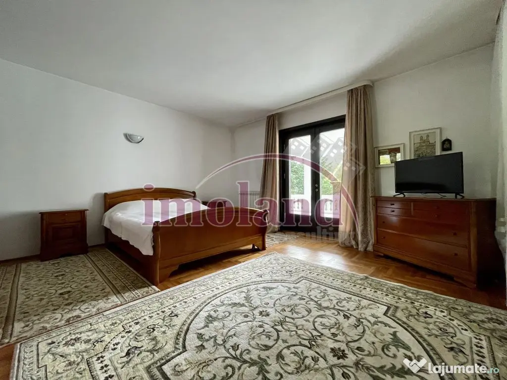 Vanzare VILA rezidenta / casa de vacanță 540 mp, teren ... 
