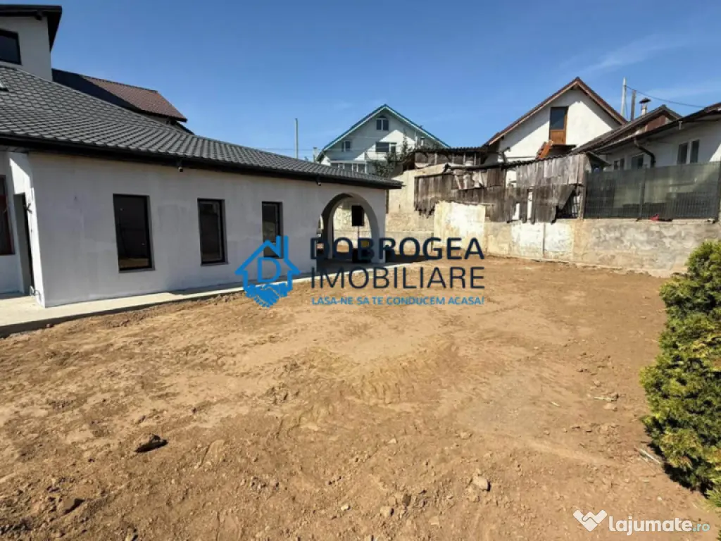 ZONA CENTRALA-CASA 4 DORMITOARE, DE INCHIRIAT, IDEALA MUNCIT