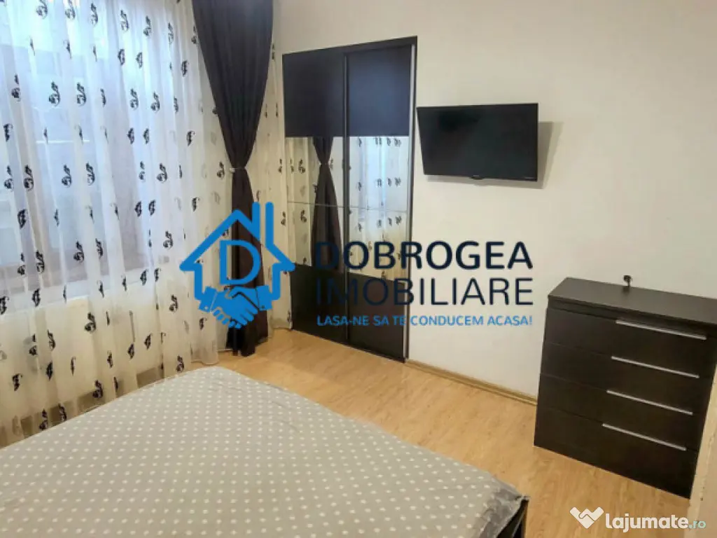 ZONA CENTRALA-CASA 4 DORMITOARE, DE INCHIRIAT, IDEALA MUNCIT