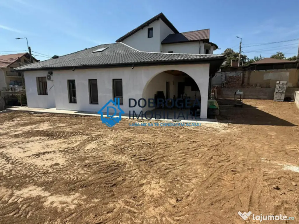 ZONA CENTRALA-CASA 4 DORMITOARE, DE INCHIRIAT, IDEALA MUNCIT