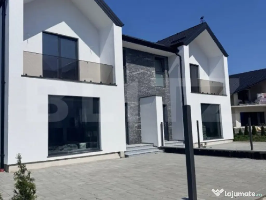 Ansamblu de duplexuri moderne, 160 mp , Radauti