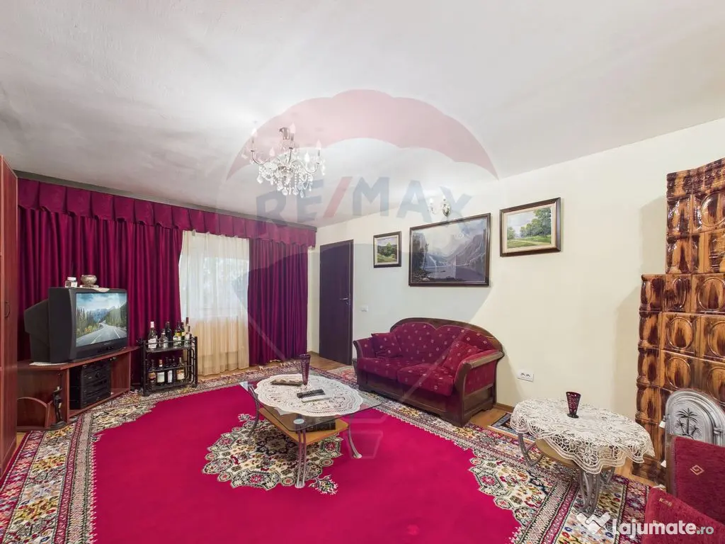 Casă / Vilă cu 5 camere de vânzare în orașul Negru V... 