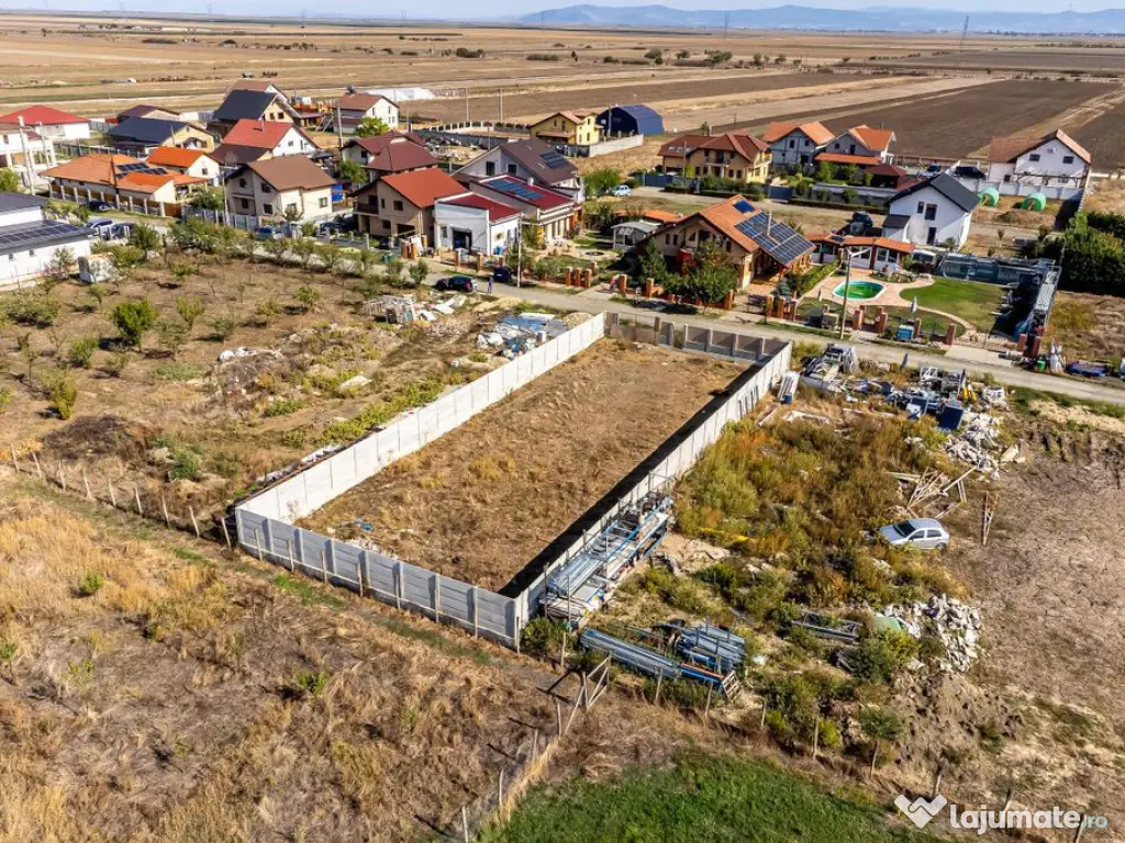 Teren de 733 mp în Livada, cu gard finalizat, Comision 0 