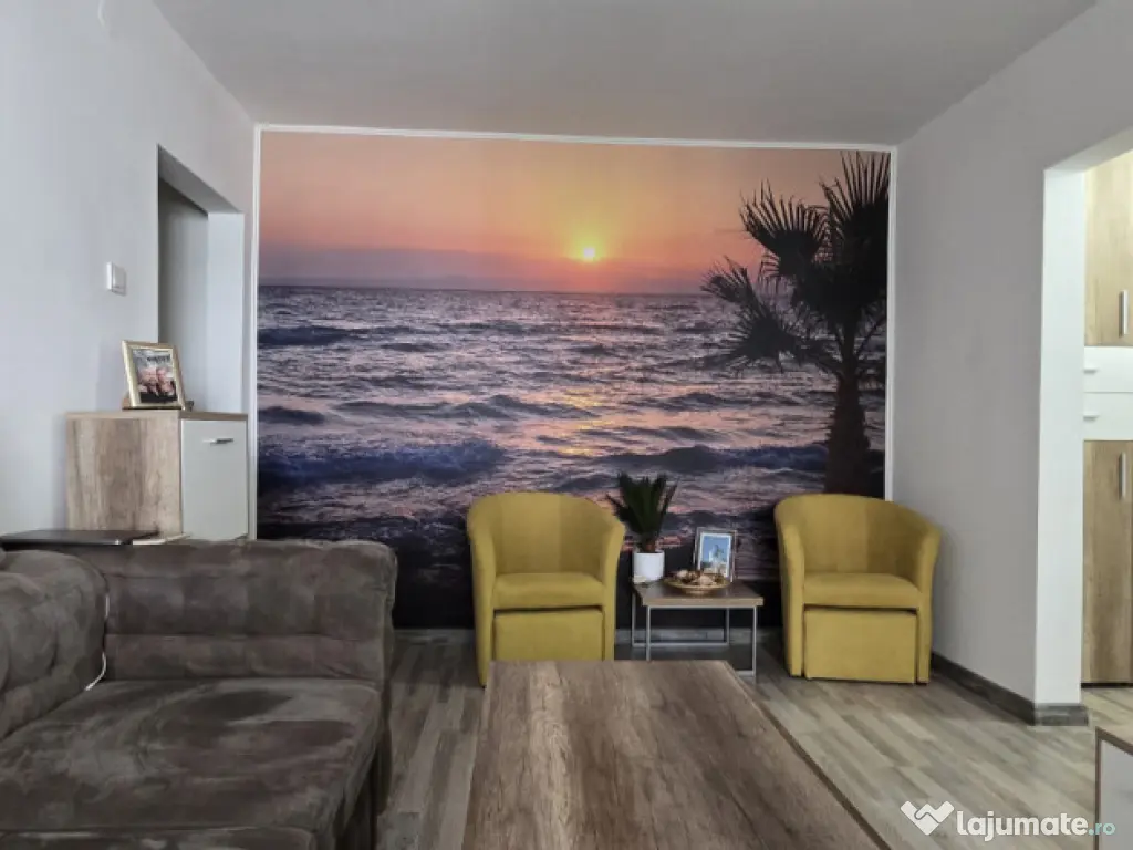 Apartament cu 3 camere, 53 mp, zona Malu Roșu