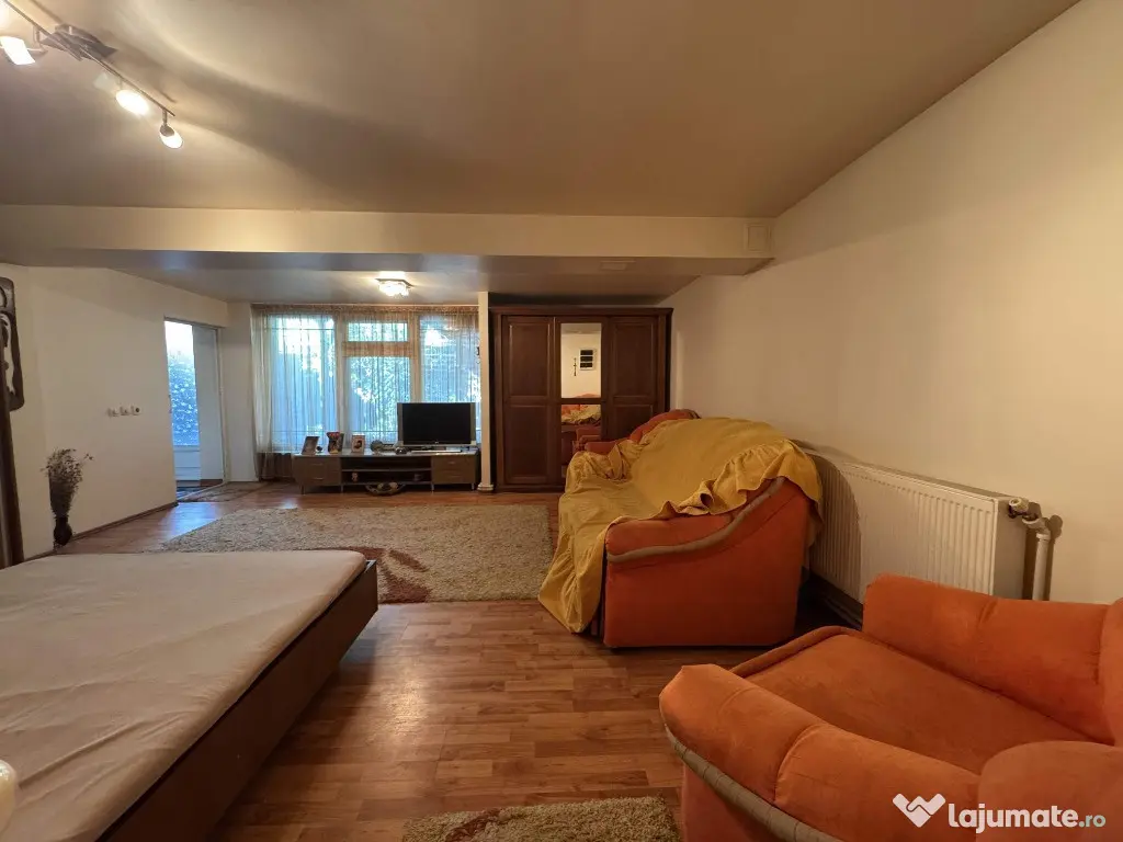 Cladire functiune mixta - Hala prod.+locuinta,400 mp.teren,zona Tunari 