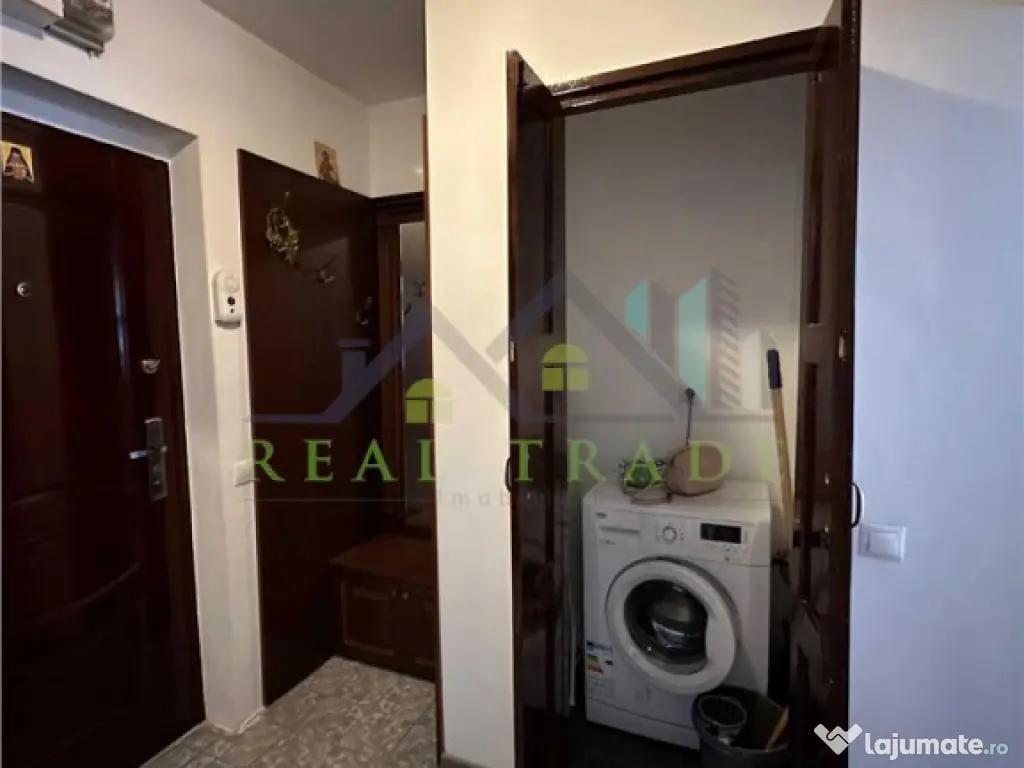 Apartament 2 camere renovat, etaj intermediar, Vlahuta- ITC 