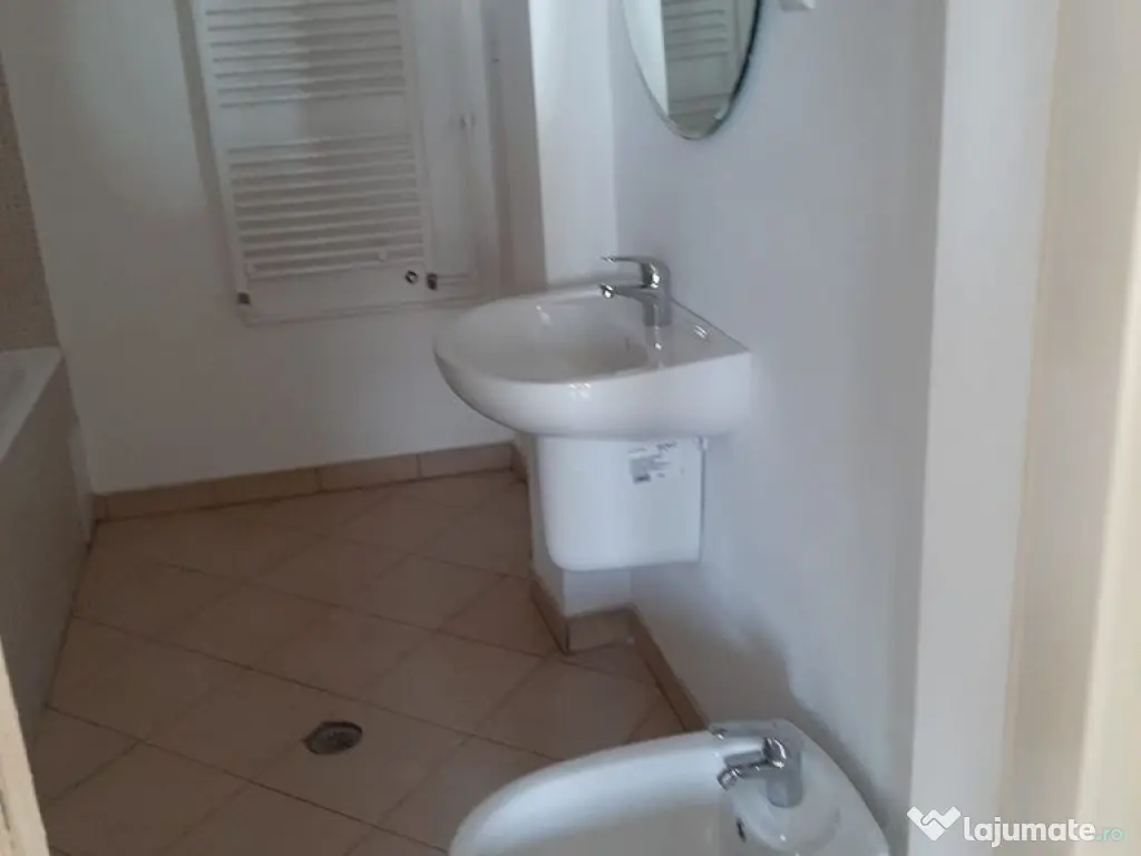 Apartament 4 camere Magheru (Piata Amzei) 