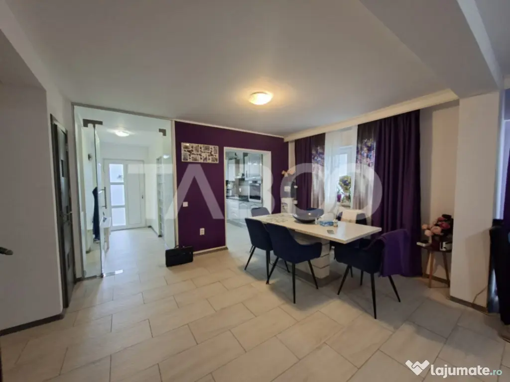 Casa tip duplex de vanzare 5 camere 2 bai 2 parcari Arhitect