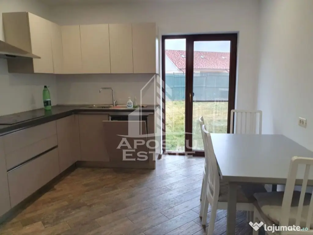 Casa insiruita cu 4 camere si garaj,Mosnita Noua