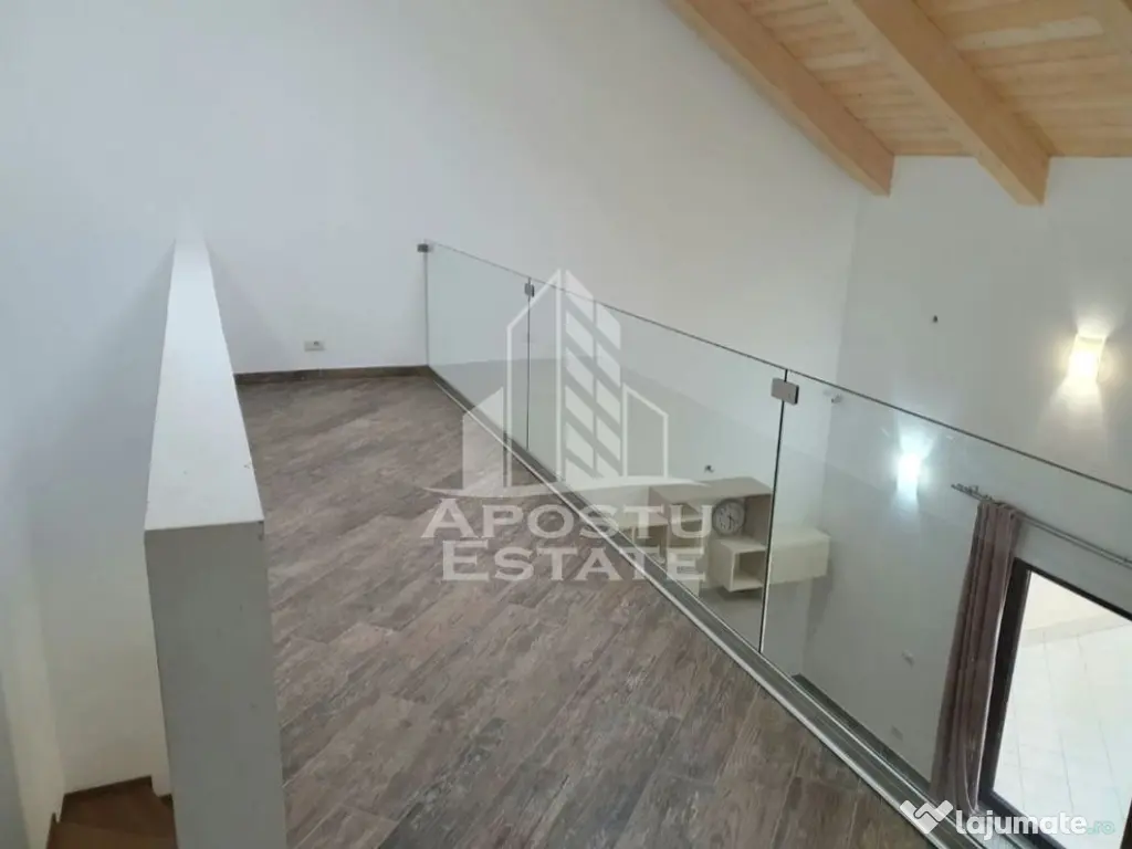 Casa insiruita cu 4 camere si garaj,Mosnita Noua