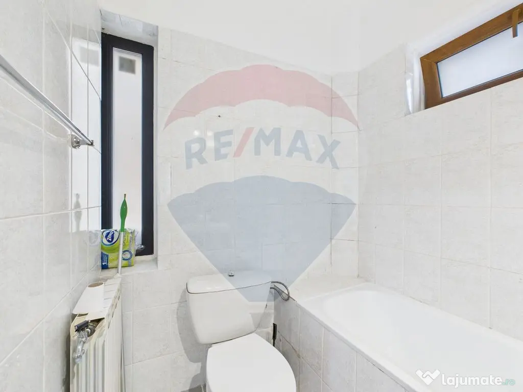 Casă / Vilă cocheta cu 3 camere - de vanzare - zona Bas... 