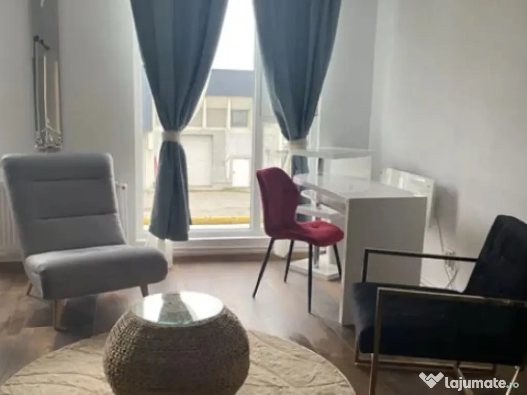 Garsoniera nedecomandat - zona Astra