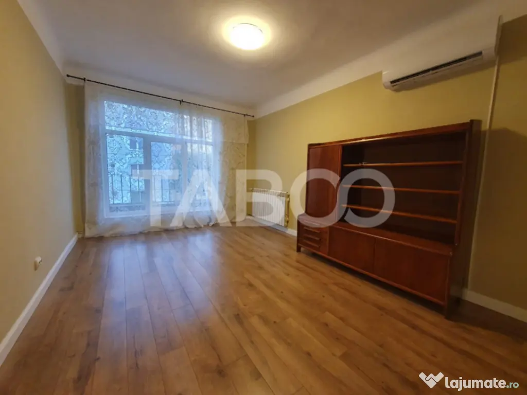 Apartament 2 camere decomandat etaj 1 zona Negoiu bloc de ca